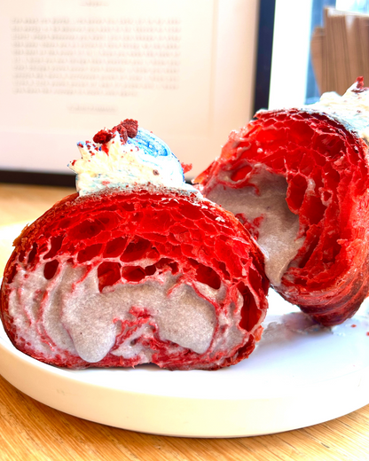 The Make Out: Je T'Aime Patisserie